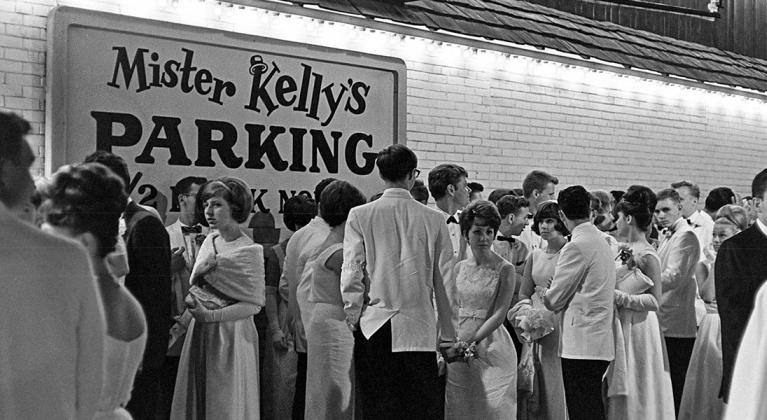 Mister Kellys Exterior Patrons